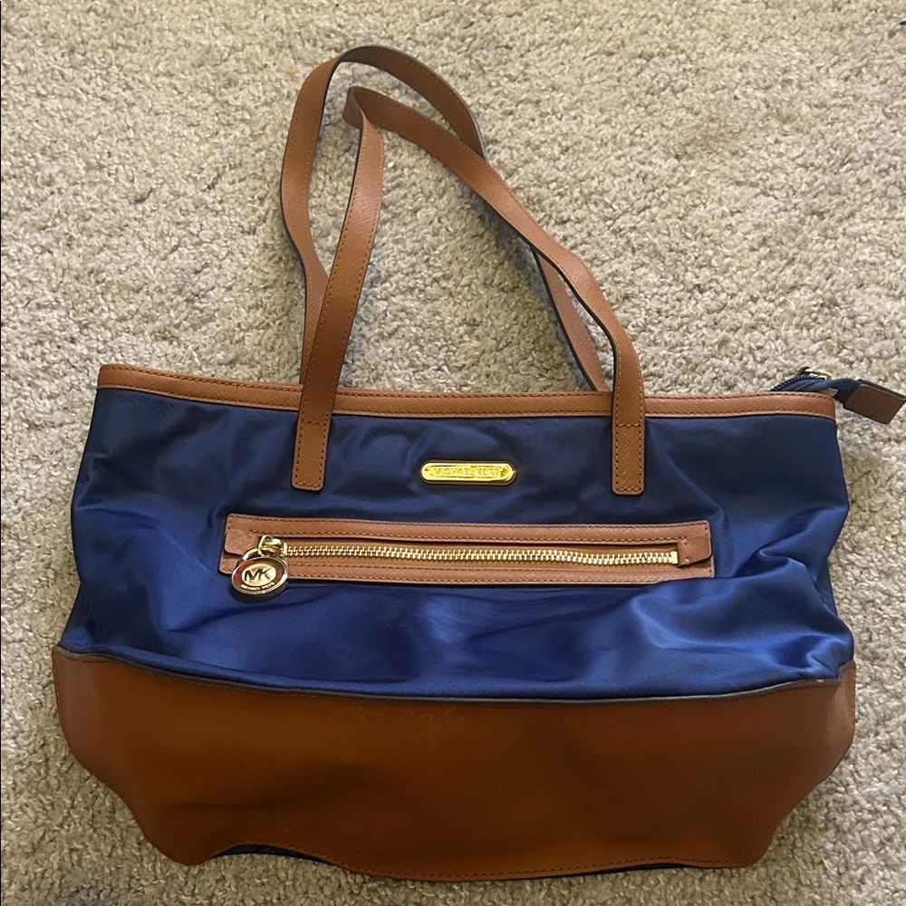 Michael Kors Navy Signature Logo Kempton Nylon Tote Shoulder Bag - Picture 8 of 8